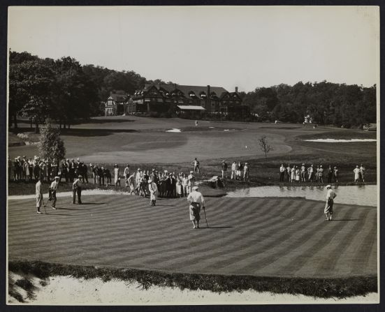 Baltusrol's next major after reopening was the 1926 U.S. Amateur, where George von Elm beat Bobby Jones in the final on the Lower Course. Tillinghast can be seen standing in the far background overseeing play duirng a practice round. 