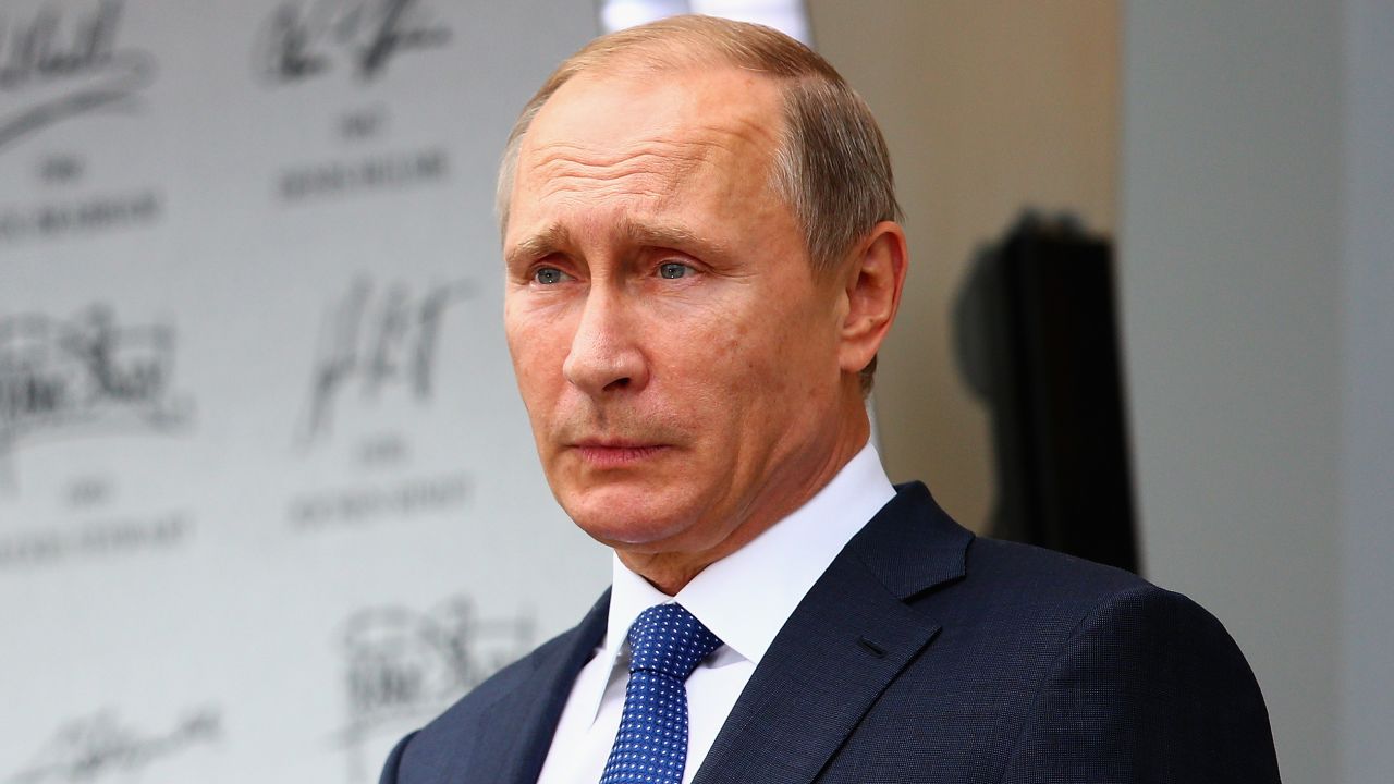 Russian president Vladimir Putin says Paralympics ban is "simply cynical."