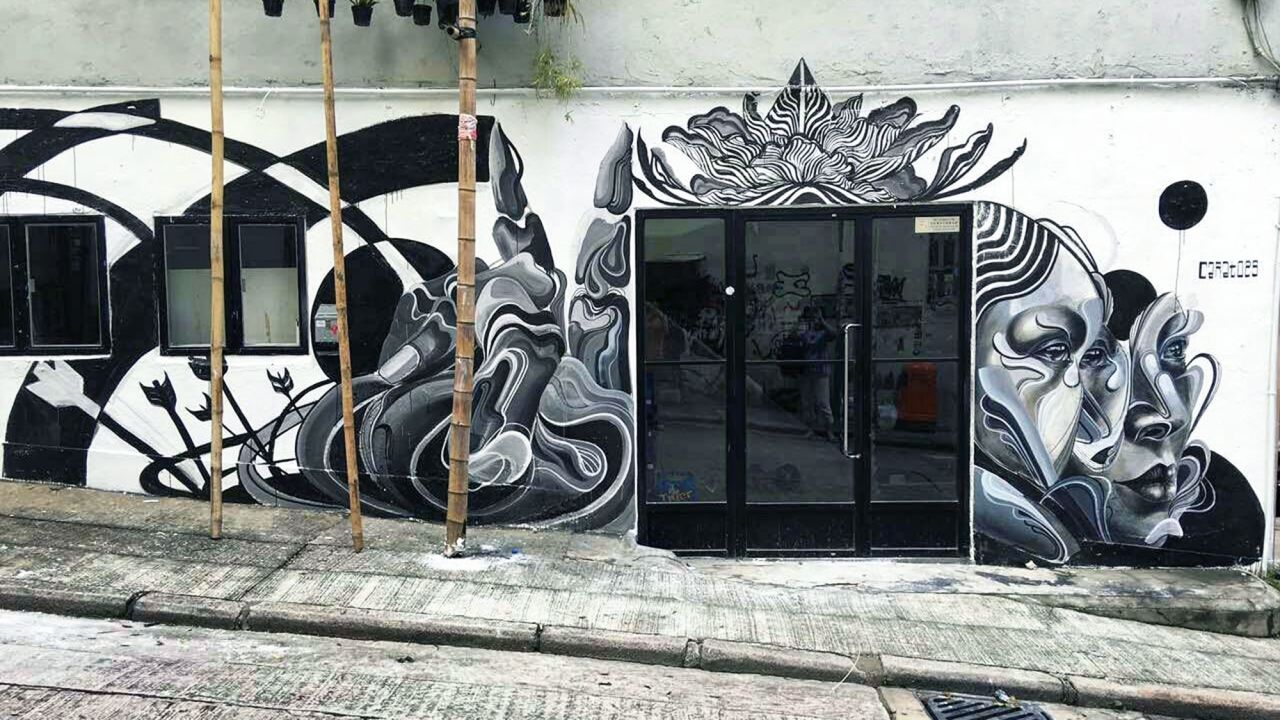 This mural in Hong Kong was painted by the artist Caratoes, using Graviky Lab's "Air Ink."
