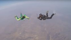 luke aikins skydive no parachute newday _00000515.jpg