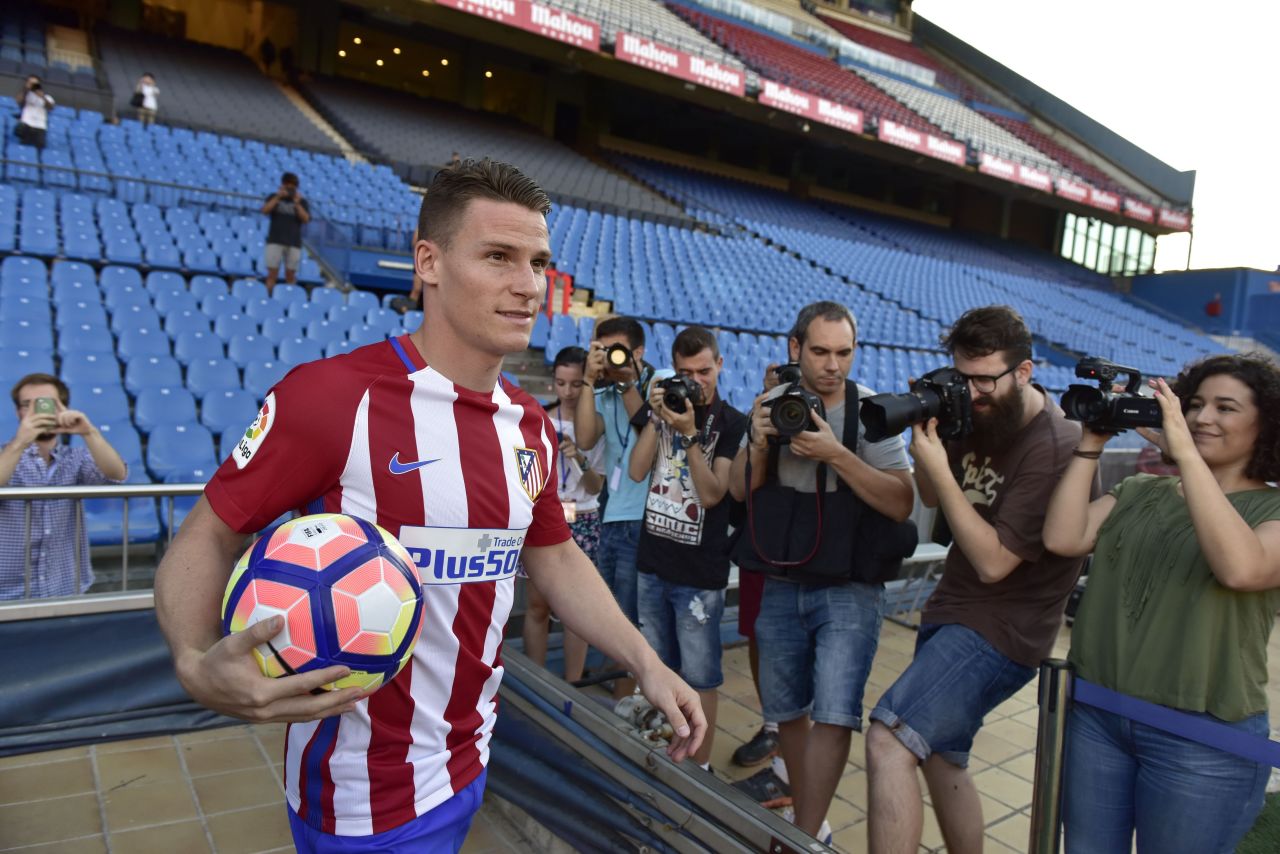On July 30, Spanish club Atletico Madrid signed French forward Kevin Gameiro from La Liga rival Sevilla for a reported €32 million ($35.6 million).