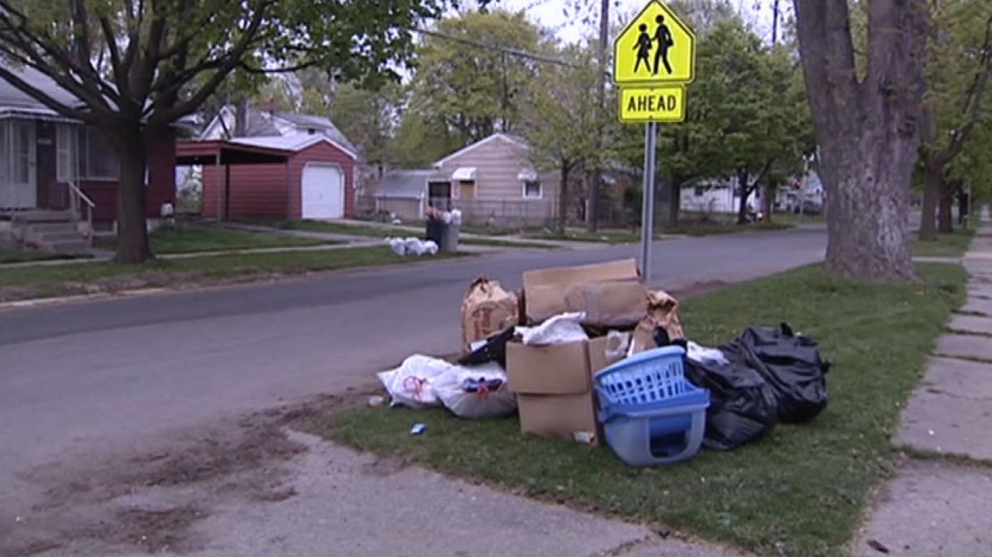 Flint says a temporary agreement will allow for trash pickup until August 12.