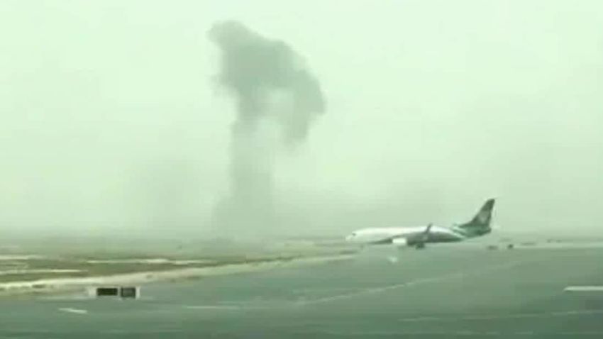 Dubai Emirates plane fire richard quest beeper _00001419.jpg