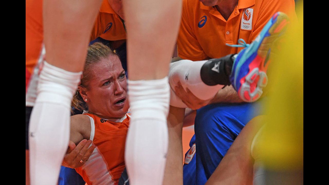 Dutch volleyball player Maret Balkestein-Grothues hurt her ankle in the fourth set of the loss against the United States. She didn't return.