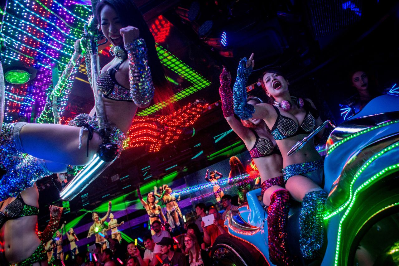 <strong>Robot Restaurant: </strong>You may have to pay Robot Restaurant a few visits before being able to take everything in. It's a sci-fi cabaret club where big robots meet ninjas meet dancers in sparkly bikinis. 