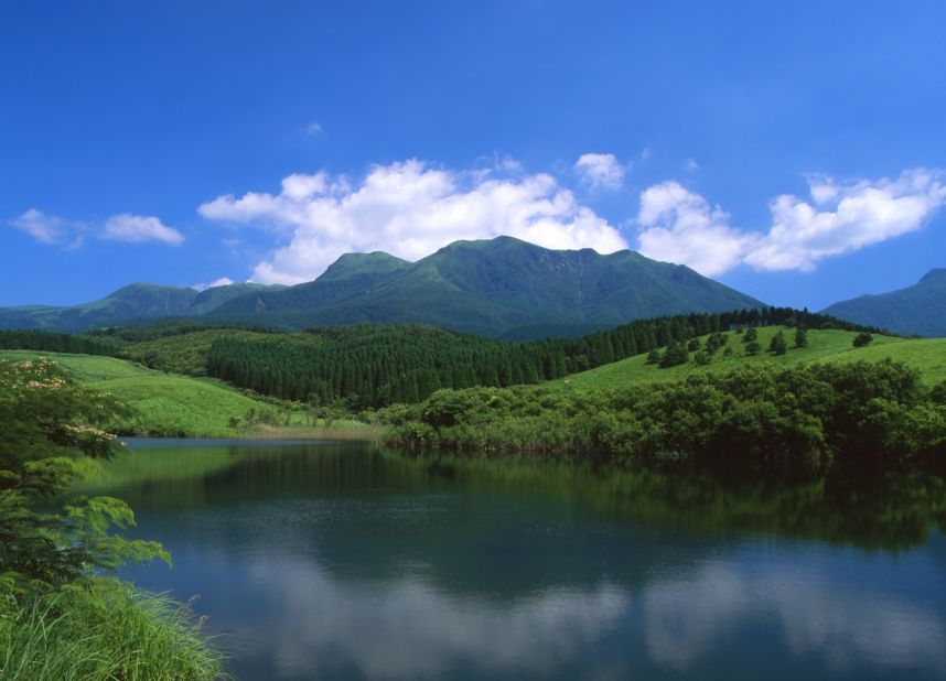 As part of the Aso-Kuju National Park, Mount Kuju is the highest peak on the island of Kyushu.