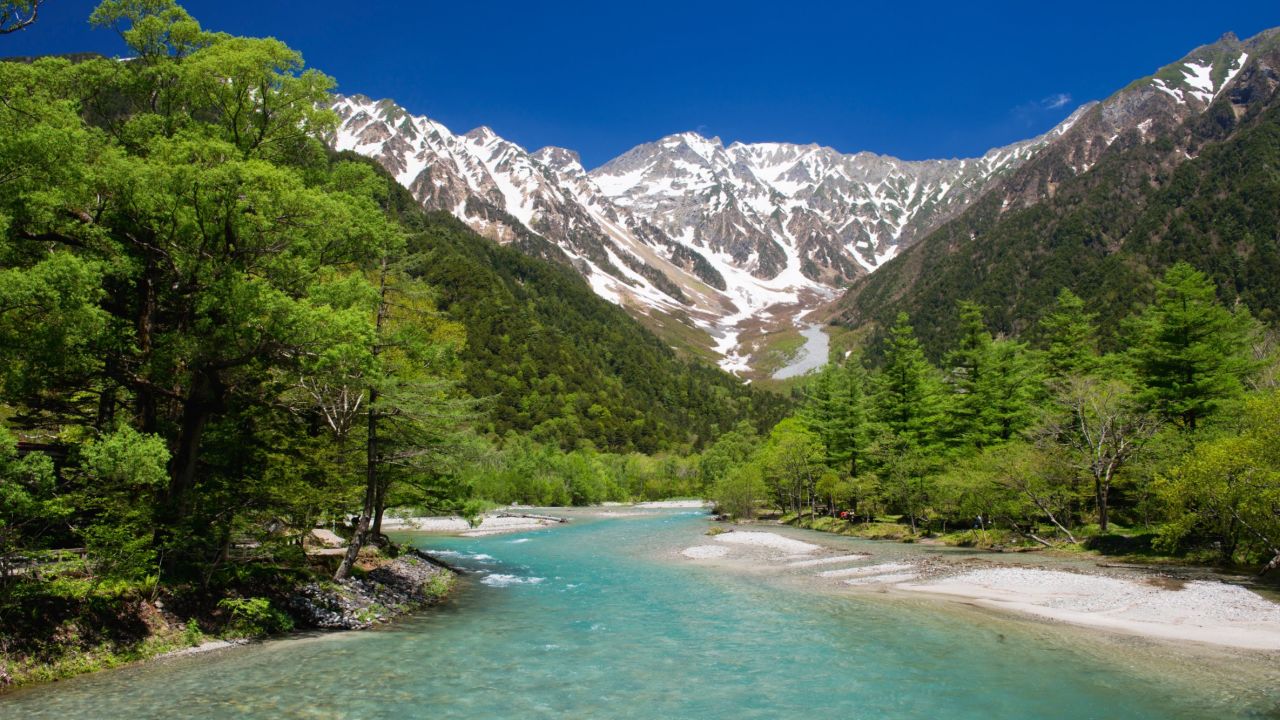 Japan, Koshinetsu Region, Nagano Prefecture, Matsumoto, View of Azusa River, Mount Hotaka and Kamikochi