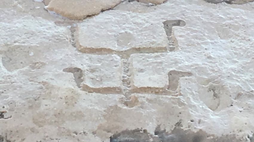ancient petroglyphs unearthed in hawaii orig vstan aa_00000000.jpg