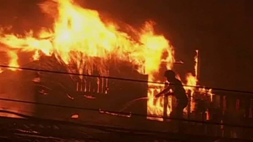 deadly fires raging across portugal isa soares_00002419.jpg