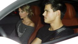 ©2009 RAMEY PHOTO Los Angeles, Oct.28, 2009 TAYLOR SWIFT AND TAYLOR LAUTNER LEAVING ALICE AND OLIVIA STORE. MMI (Photo by Philip Ramey/Corbis via Getty Images)