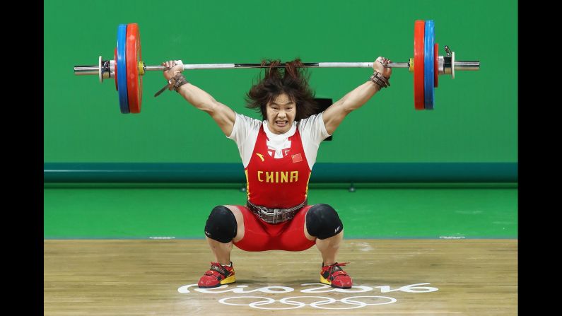 Chinese weightlifter Yanmei Xiang won the gold in the 69-kilogram (152-pound) weight class.