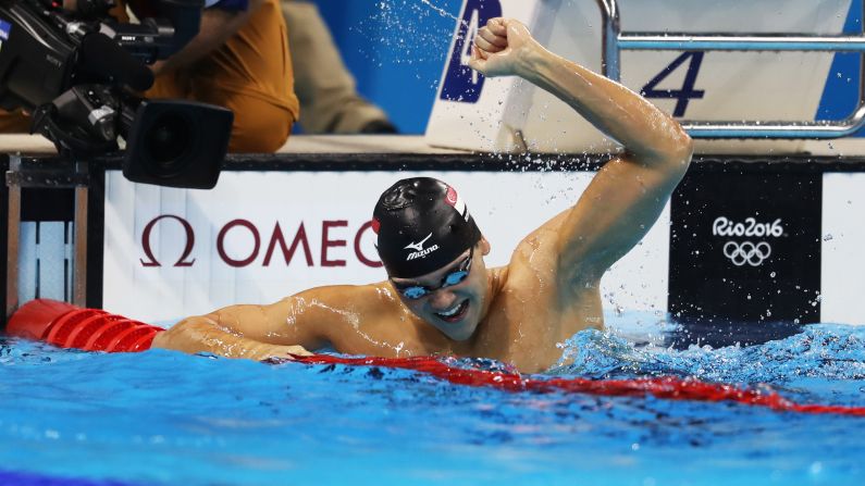 Joseph Schooling <a href="index.php?page=&url=http%3A%2F%2Fedition.cnn.com%2F2016%2F08%2F12%2Fsport%2Fmichael-phelps-swimming-rio-2016%2Findex.html" target="_blank">won Singapore's first-ever gold medal,</a> edging Michael Phelps to win the 100-meter butterfly.