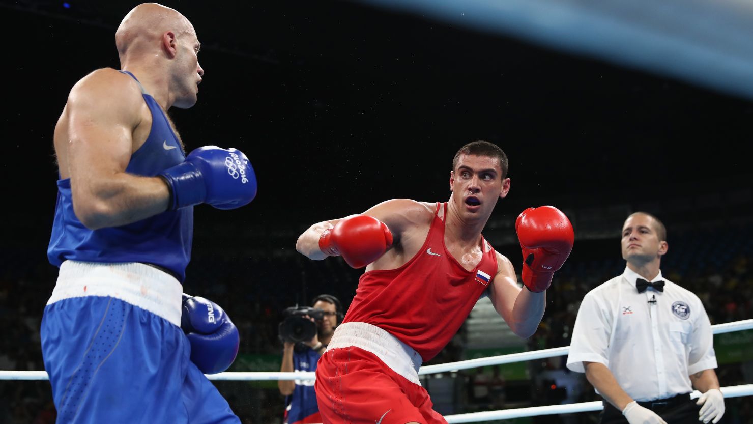  Evgeny Tishchenko (red) faced Kazakhstan's Vassiliy Levit in the heavyweight final at Rio 2016.
 