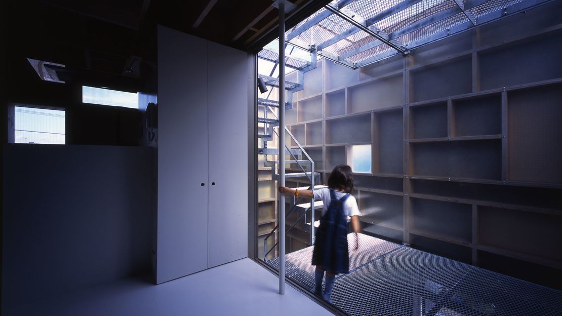 Also an architect, the owner of Layers requested a home that could accommodate multiple generations, as well as feature outdoor courtyards and connecting staircases. By using a mix of materials, Atelier Tekuto achieved a unique yet functional design. 