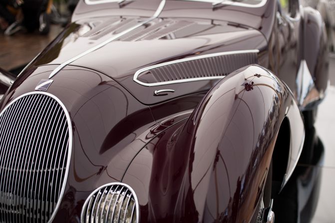 A French 1937 Talbot-Lago T150-C SS "Goutte d'Eau" won the inaugural The Peninsula Classics Best of the Best Award at Pebble Beach 2016. 