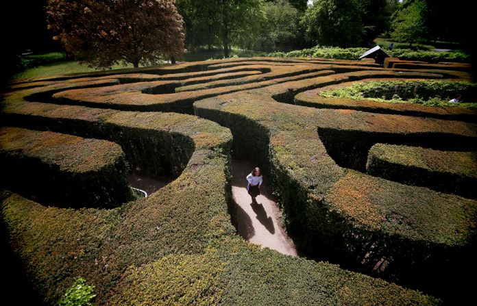 Once described by English historian Ernest Law as "the most famous maze in the history of the world," the Hampton Court Maze is the UK's oldest surviving hedge maze. 