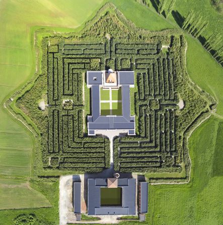 Inspired by a Roman design, the Masone labyrinth is made of different types of bamboo and has four inter-connected mazes bounded by a star-shaped perimeter. The pyramid at the middle of the maze hosts a chapel that has been entirely plated with gold on its inside. 