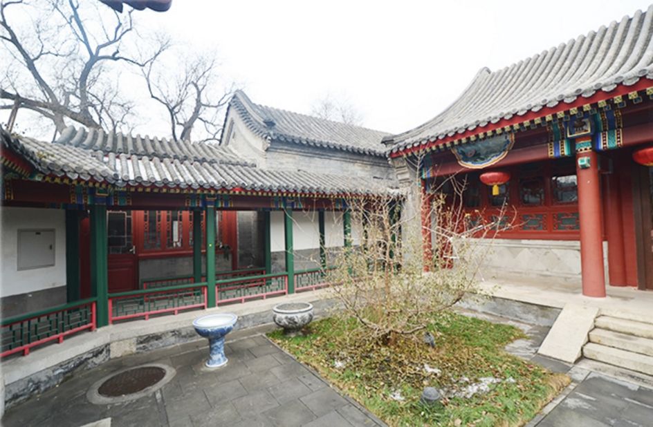 This private residence, located in the Dongcheng district of Beijing,  is a traditional 'Siheyuan' type of residence where the courtyard is the center of the house. Siheyuan houses on the market range from a few hundred thousand dollars to multi-million dollar properties. 