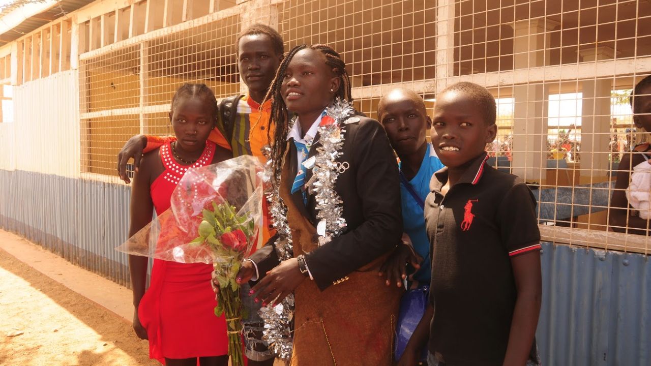 Olympic Refugee Team athletes were treated as heroes on their return to Kakuma refugee camp in Kenya.