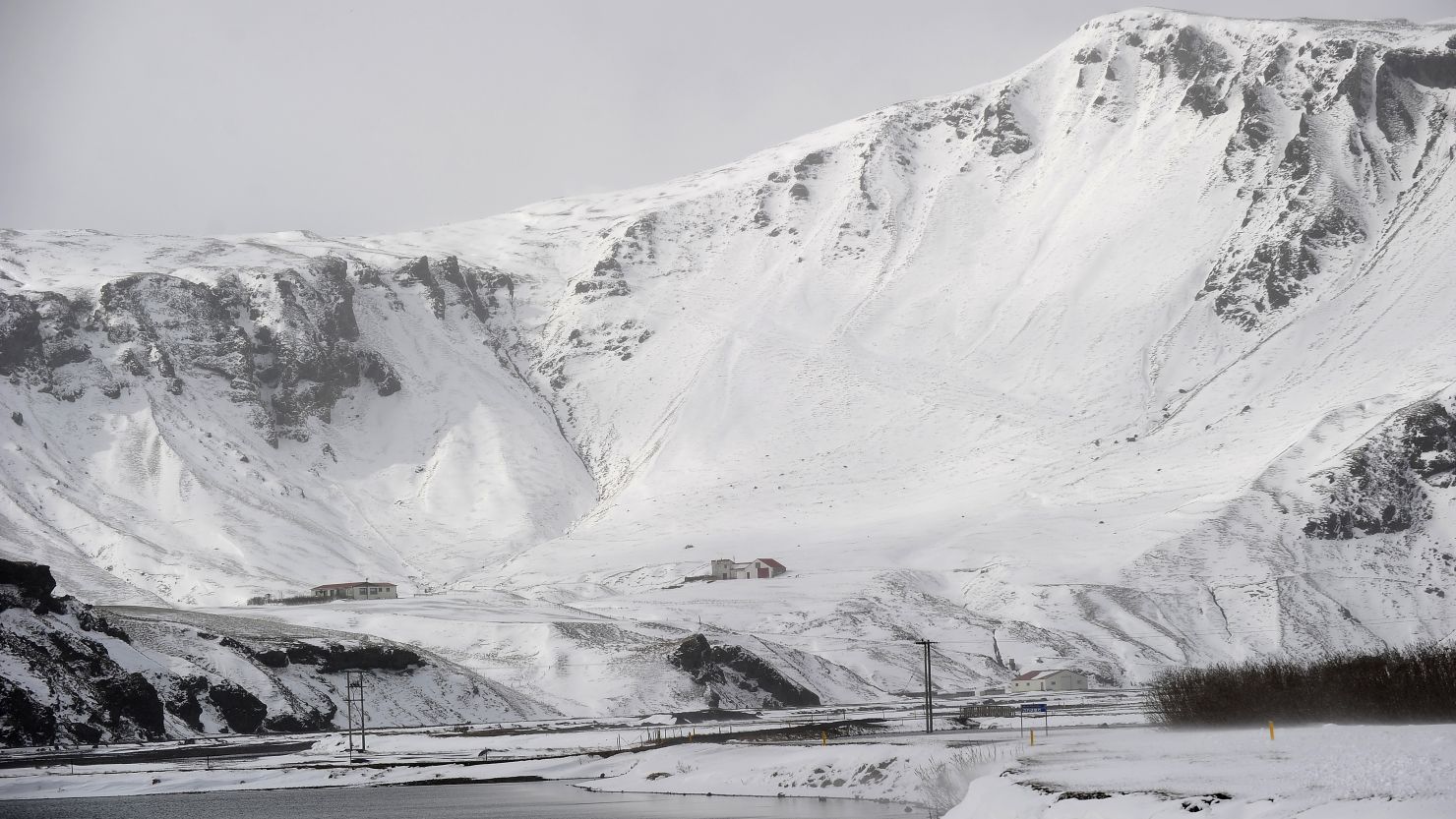 Iceland's Meteorological Office say it is monitoring the Katla volcano following several large earthquakes in the area.