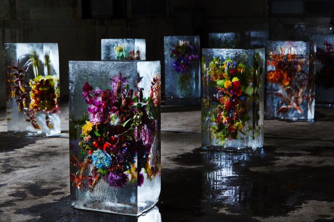 "I think my mission as flower artist is to create something new out of flowers by adding our artificial inputs, or to give flowers new life in a totally new situation. I believe that's what my work is about and that's what I must do," explains Azuma. 