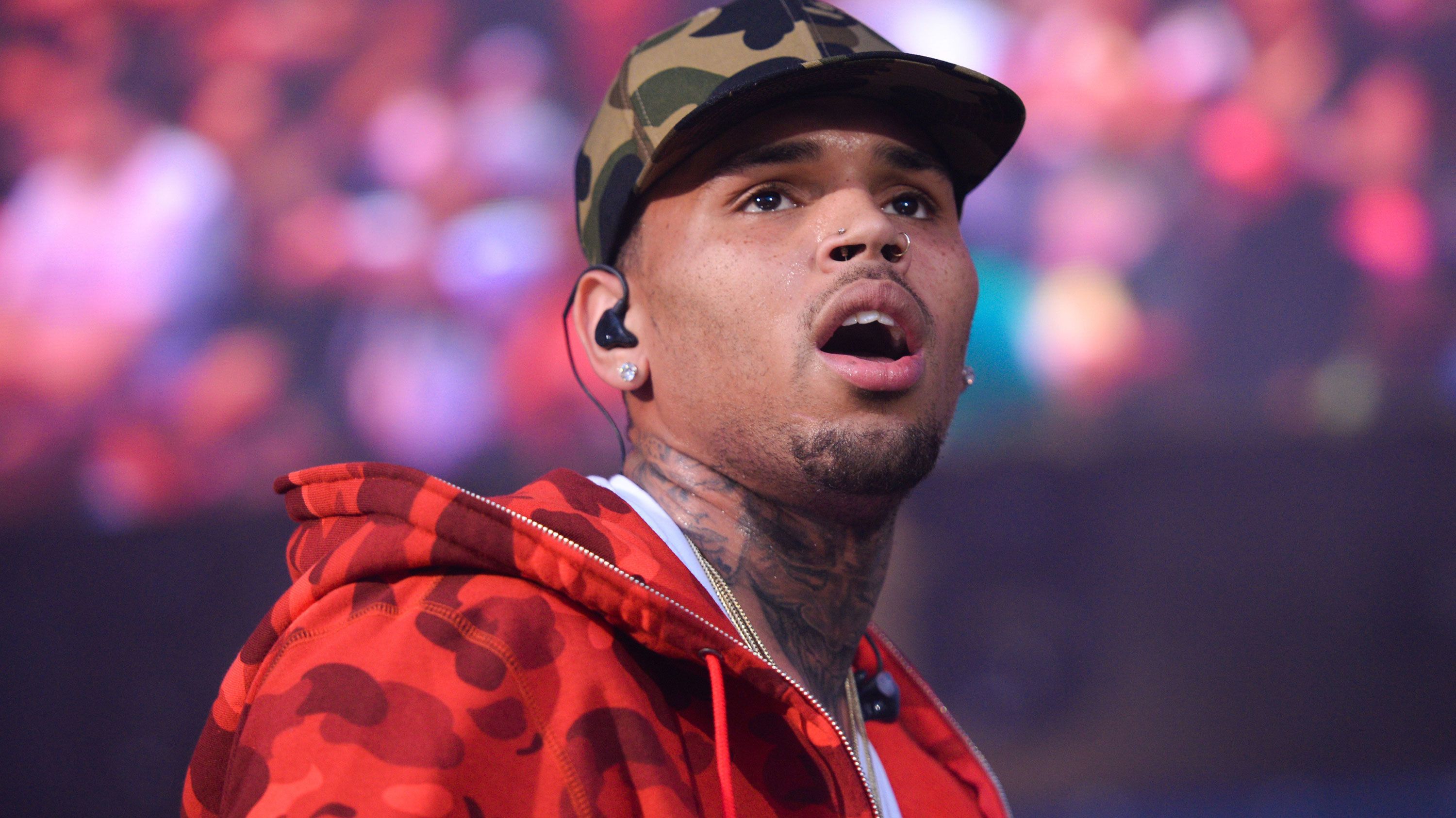 Chris Brown goes to jail early, out after 45 minutes, quits music