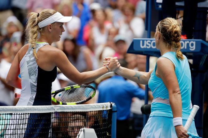 Kuznetsova, who downed the former No. 1 at Wimbledon, blew a 4-0 lead and lost 6-4 6-4. 