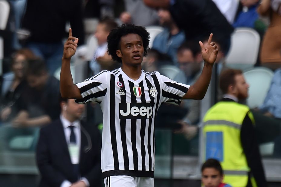 Going the other way was Chelsea's Colombia star Juan Cuadrado, who re-signed for Serie A champion Juventus on a three-year loan deal.