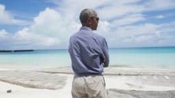 US President Barack Obama tours Midway Atoll in the Papahanaumokuakea Marine National Monument in the Pacific Ocean, September 1, 2016.