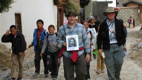 James and Roy Sneddon searching for David in Yunnan in 2004.