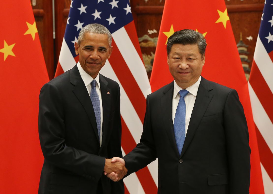 Preisdent Obama and Chinese President Xi Jinping shake hands during their meeting in Hangzhou on September 3, 2016.