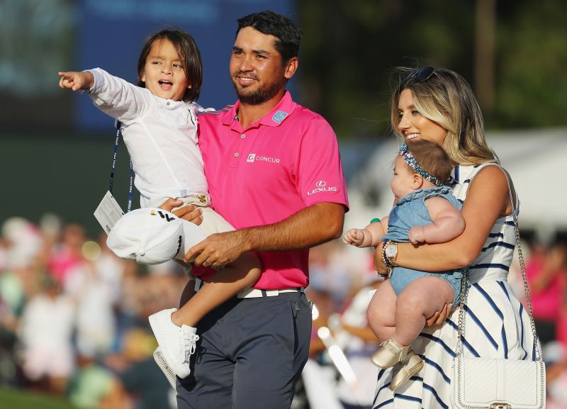 Jason Day set to play on after family car crash | CNN