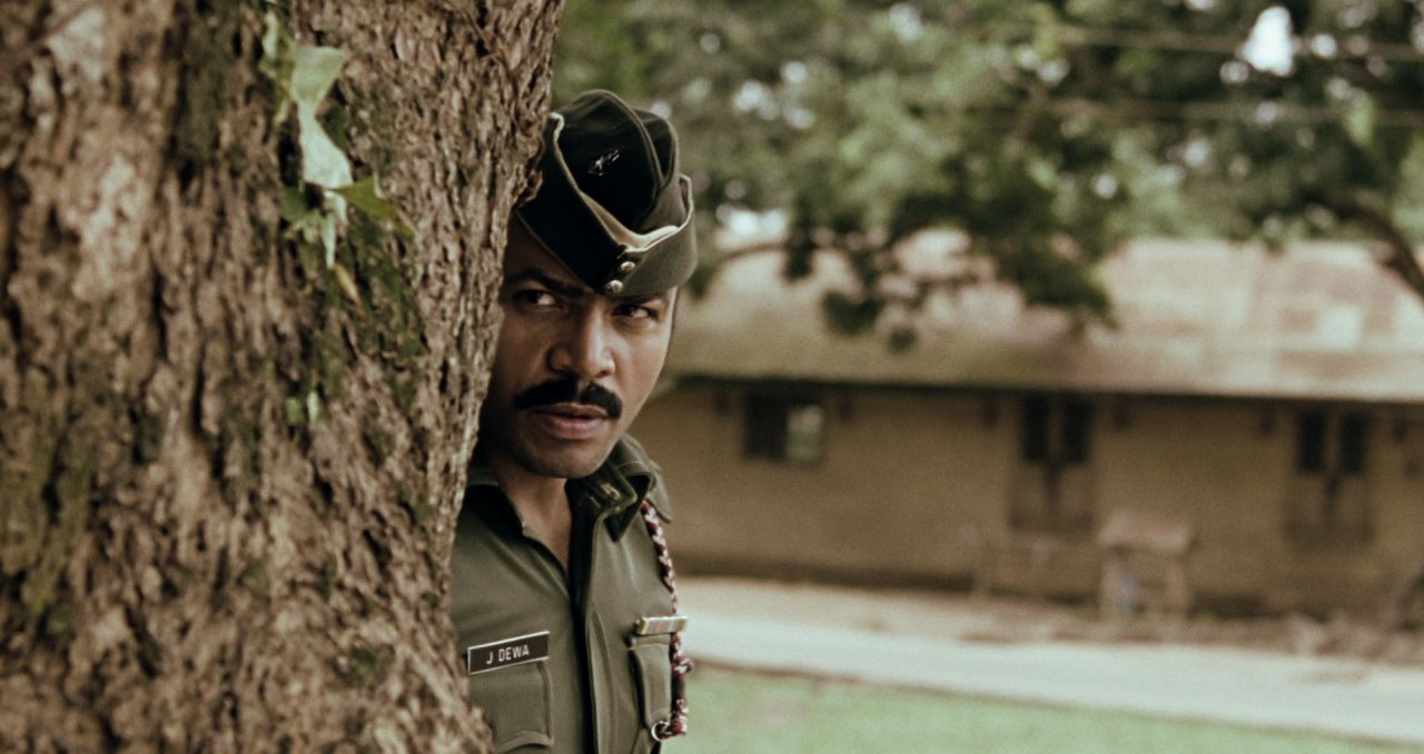 Izu Ojukwu sets his film at the time of the attempted 1976 military coup against the government of General Murtala Mohammed, and places a love story there. Army officer Captain Joseph Dewa and his wife, Suzy are torn apart when Dewa is set up and arrested. 