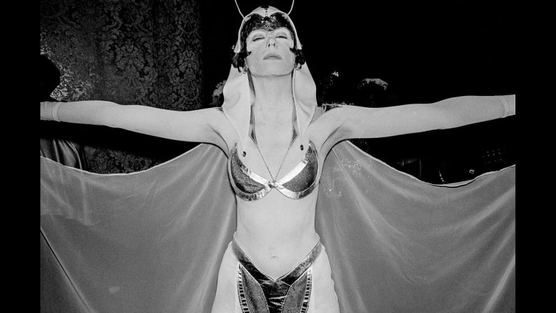 Bernstein's black-and-white images take us on a journey into the convention, showing us "trekkies" in some of their most passionate moments.