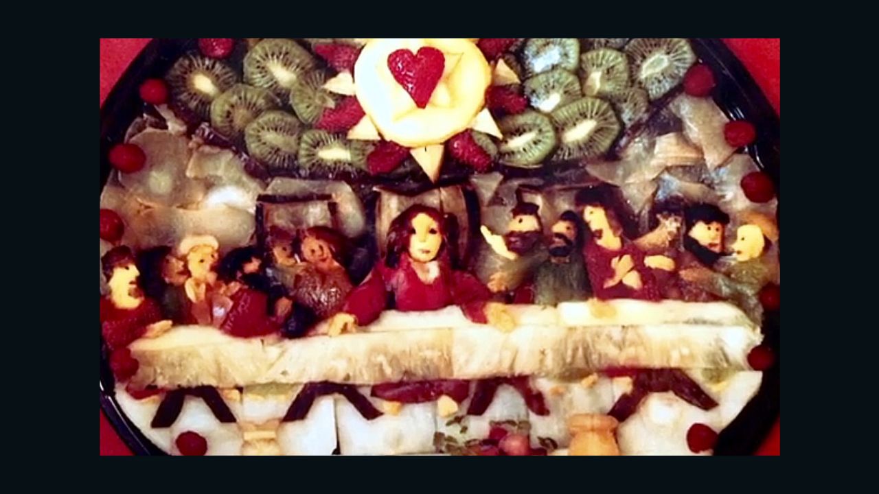 Julian Goldstein created a fruit salad resembling the Last Supper for the leader of the Buddhafield, Michel.