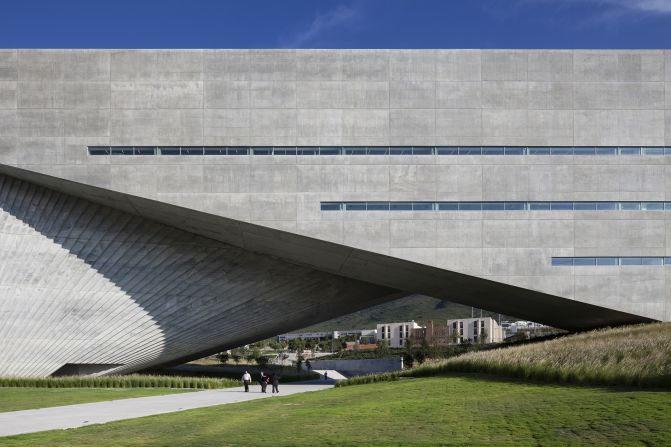 This 300-student art, design and architecture facility at the University of Monterrey in Mexico has 21 laboratories, three exhibition spaces, two amphitheaters and multipurpose indoor and outdoor spaces. The building received a commendation in the Higher Education and Research Award at the <a  target="_blank" target="_blank">2013 World Architecture Festival</a>. 