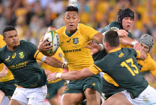 Wallabies player Israel Folau attempts to break away from the defence during the Rugby Championship match between the Australian Wallabies and the South Africa Springboks at Suncorp Stadium on September 10, 2016 in Brisbane, Australia. 