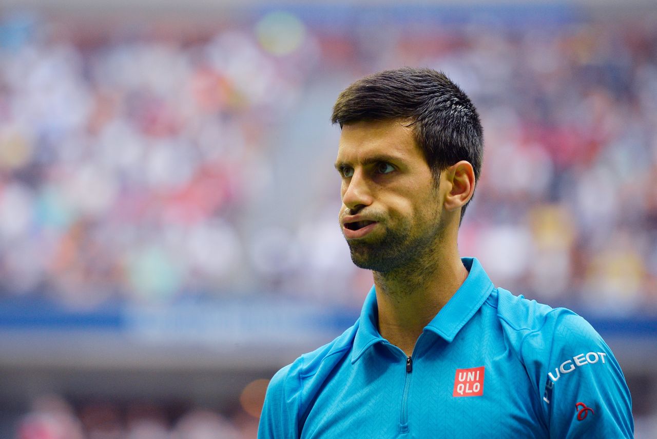 Djokovic was now in difficulty. He dropped serve to end the second set. Then he dropped serve to end the third. 