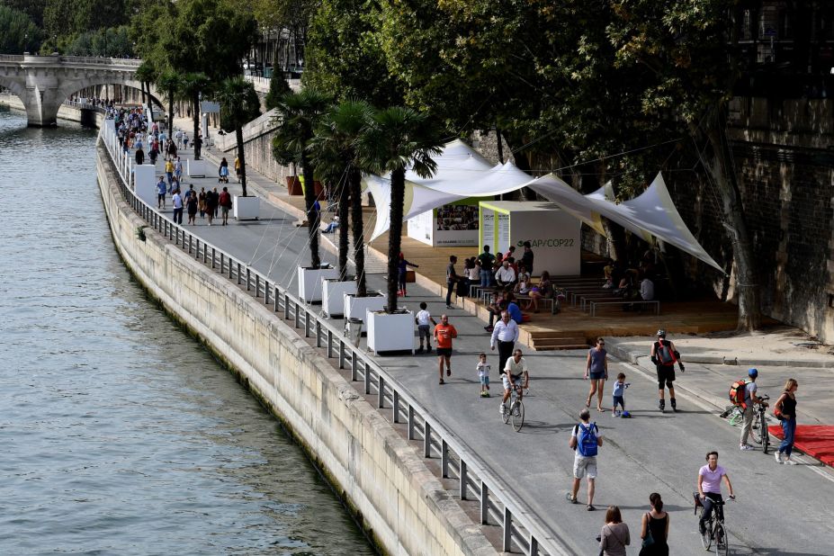 Khan is an admirer of Paris Mayor Anne Hidalgo, who has taken bold steps such as implementing car free days and creating a large, new pedestrian zone on the River Seine. 