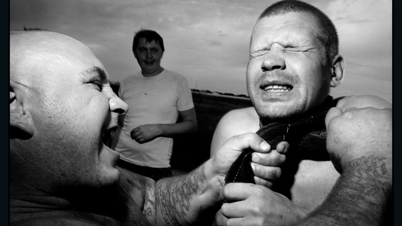 RUSSIA. 70 kilometers from Yekaterinenburg. 2010. Sergey POLOVTEV, aka "Kaban" (wild boar) strangling Alexey LYOHA.