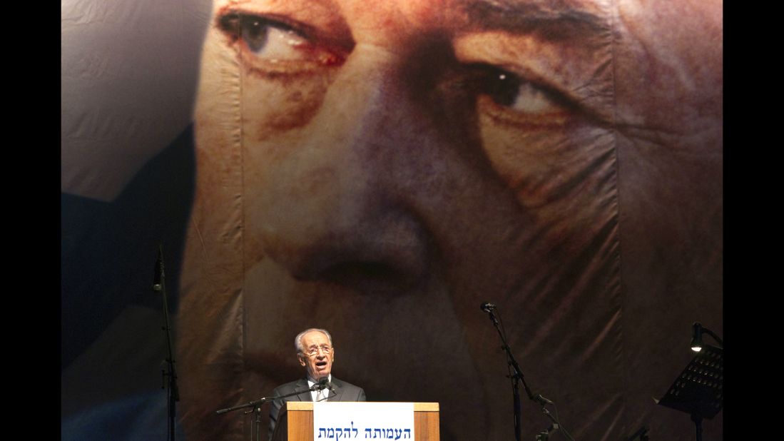 Israeli President Shimon Peres delivers a speech during a rally on October 30, 2010, to mark the 15th anniversary of the assassination of former Israeli Prime Minister Yitzhak Rabin at the Tel Aviv plaza where he was shot.