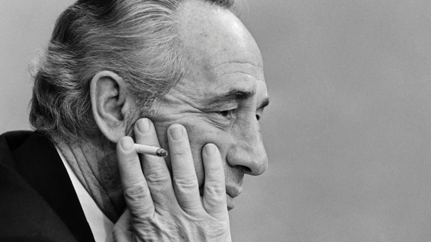 http://www.gettyimages.com/license/542268238An archive portrait taken on January 22, 1981 in Paris shows Israeli Labor Party leader Shimon Peres.  AFP PHOTO GEORGES GOBET / AFP / GEORGES GOBET        (Photo credit should read GEORGES GOBET/AFP/Getty Images)