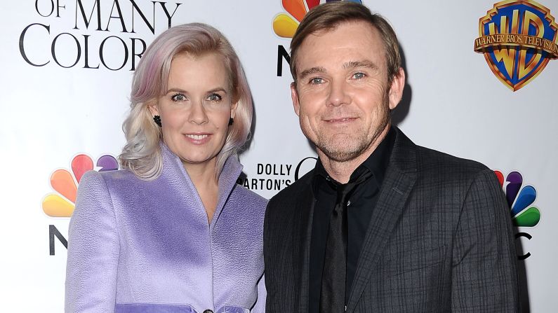 Actor Ricky Schroder and his wife Andrea Bernard have<a href="index.php?page=&url=http%3A%2F%2Fwww.people.com%2Farticle%2Fricky-schroder-wife-files-for-divorce" target="_blank" target="_blank"> reportedly split </a>after almost 24 years of marriage. The couple share four children together. 