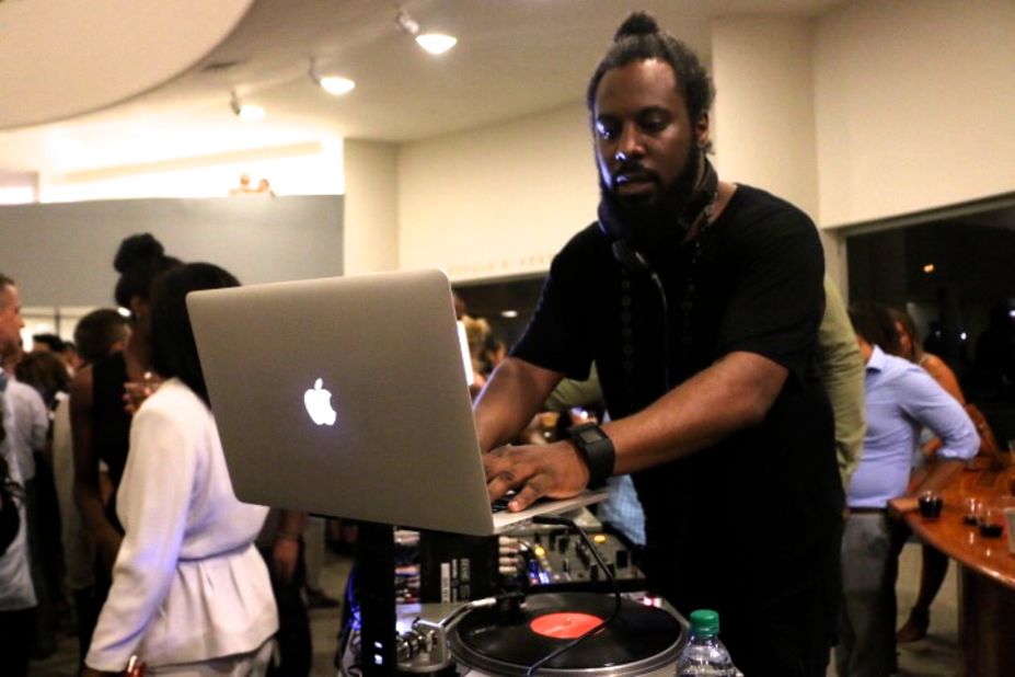 Moma's set features the best of Afrobeats, Caribbean Soca sounds and R&B