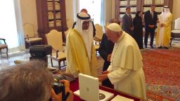 Sheikh Mohamed bin Zayed Al-Nahyan (left) meets with Pope Francis at the Vatican. 