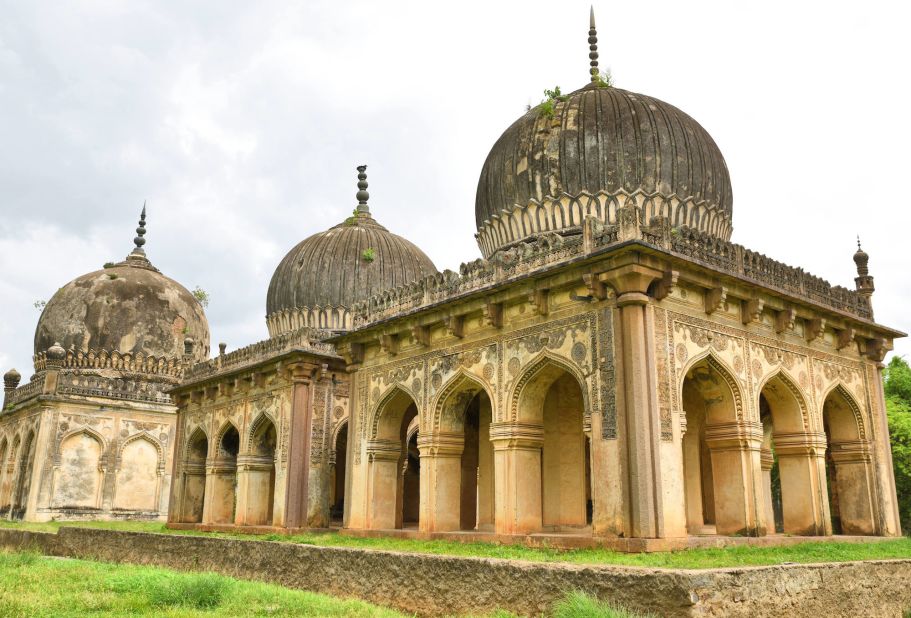 The monuments of the Qutb Shahi Heritage Park are the resting places of the fearsome Qutb Shahi family, which ruled the Hyderabad region of southern India for 169 years in the 16th and 17th centuries. The tombs in this image were for governors and commanders.
