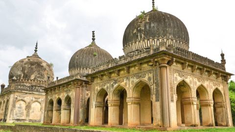 These monuments are the resting places of the family which ruled the Hyderabad region of southern India for 169 years in the 16th and 17th centuries. Known as the Qutb Shahis, they were a fearsome clan which oversaw the powerful Golconda Kingdom.
