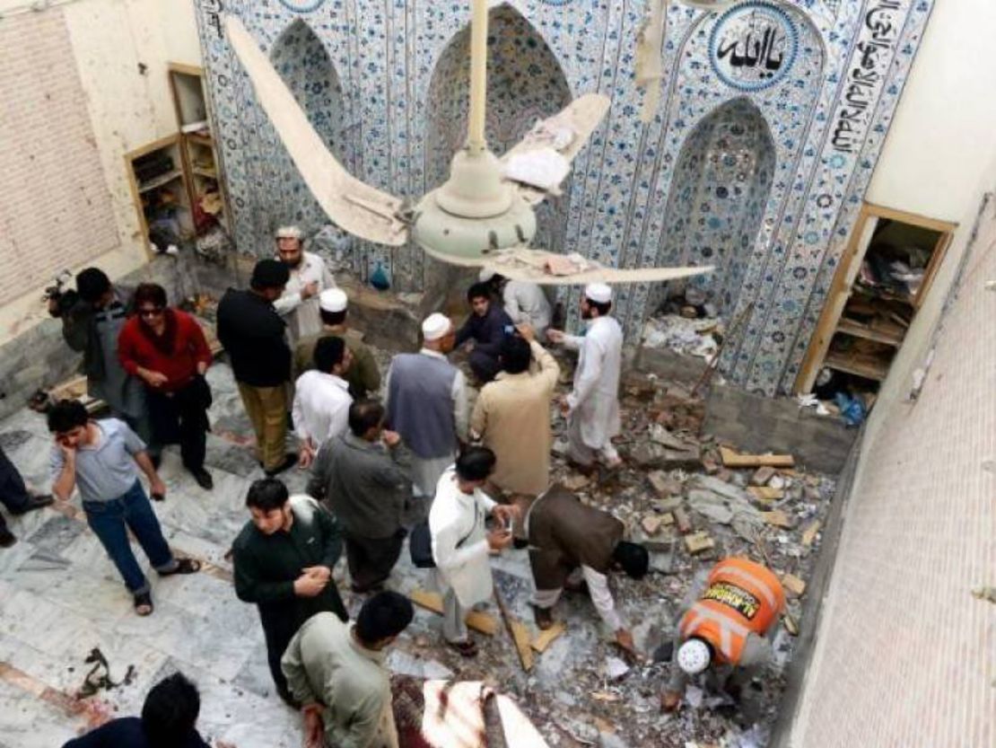 Jamaat-ul-Ahra, a splinter group of the Pakistani Taliban, has carried out suicide attacks.