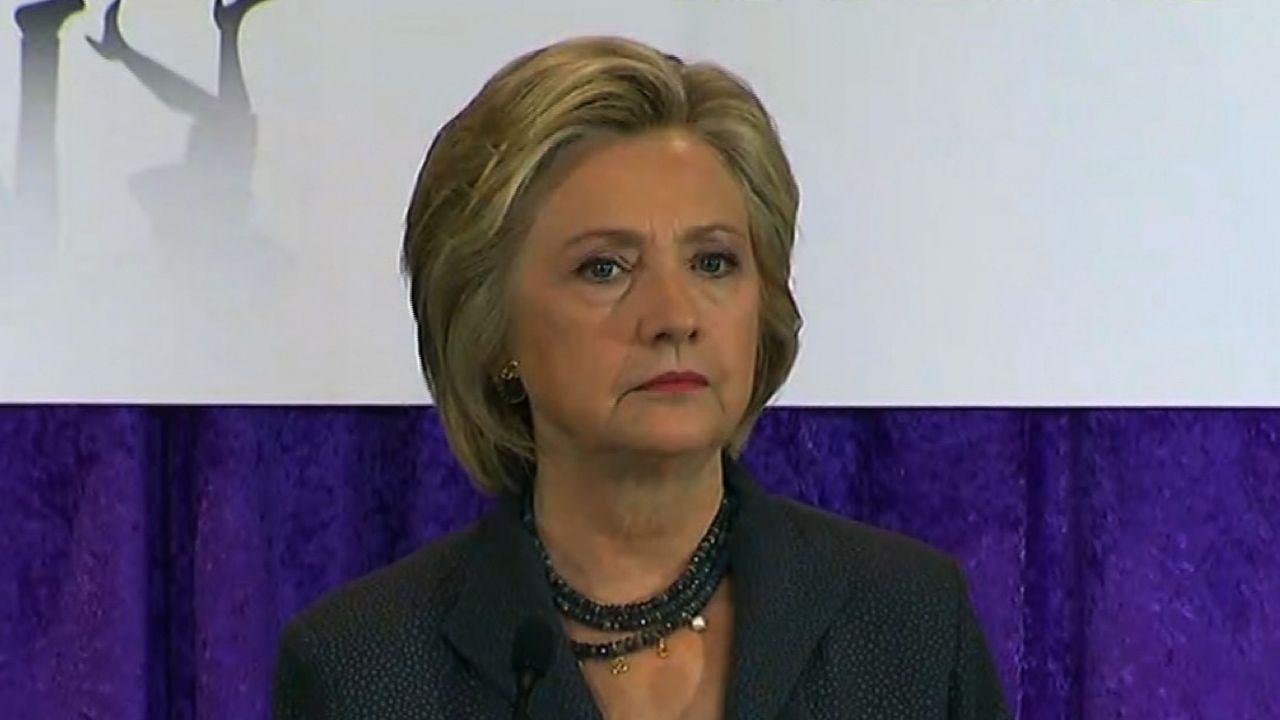 clinton at symposium