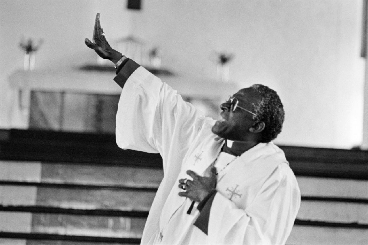 Tutu delivers a sermon at the Regina Mundi Church in Soweto, South Africa, in June 1985.